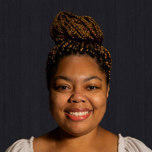 Photo of Alexis Thomas